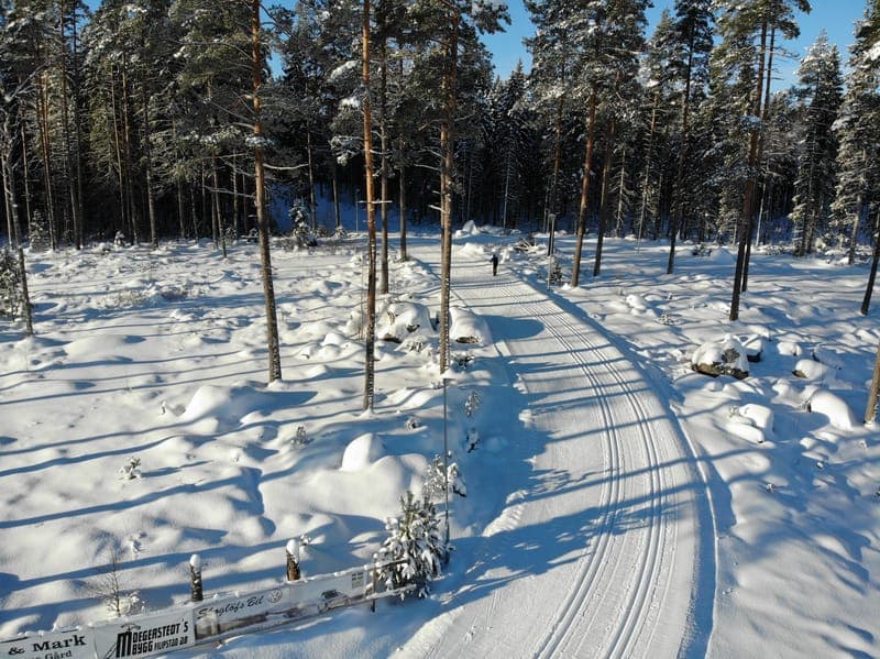 Längdskidor på Kalhyttan Sport- & Fritidsarena