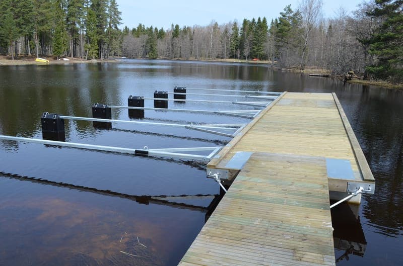 Båtramp och båtbrygga i Lunnedet