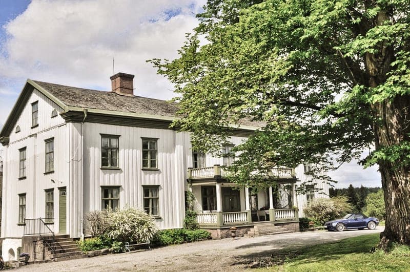 Alstrums Rum och Frukost