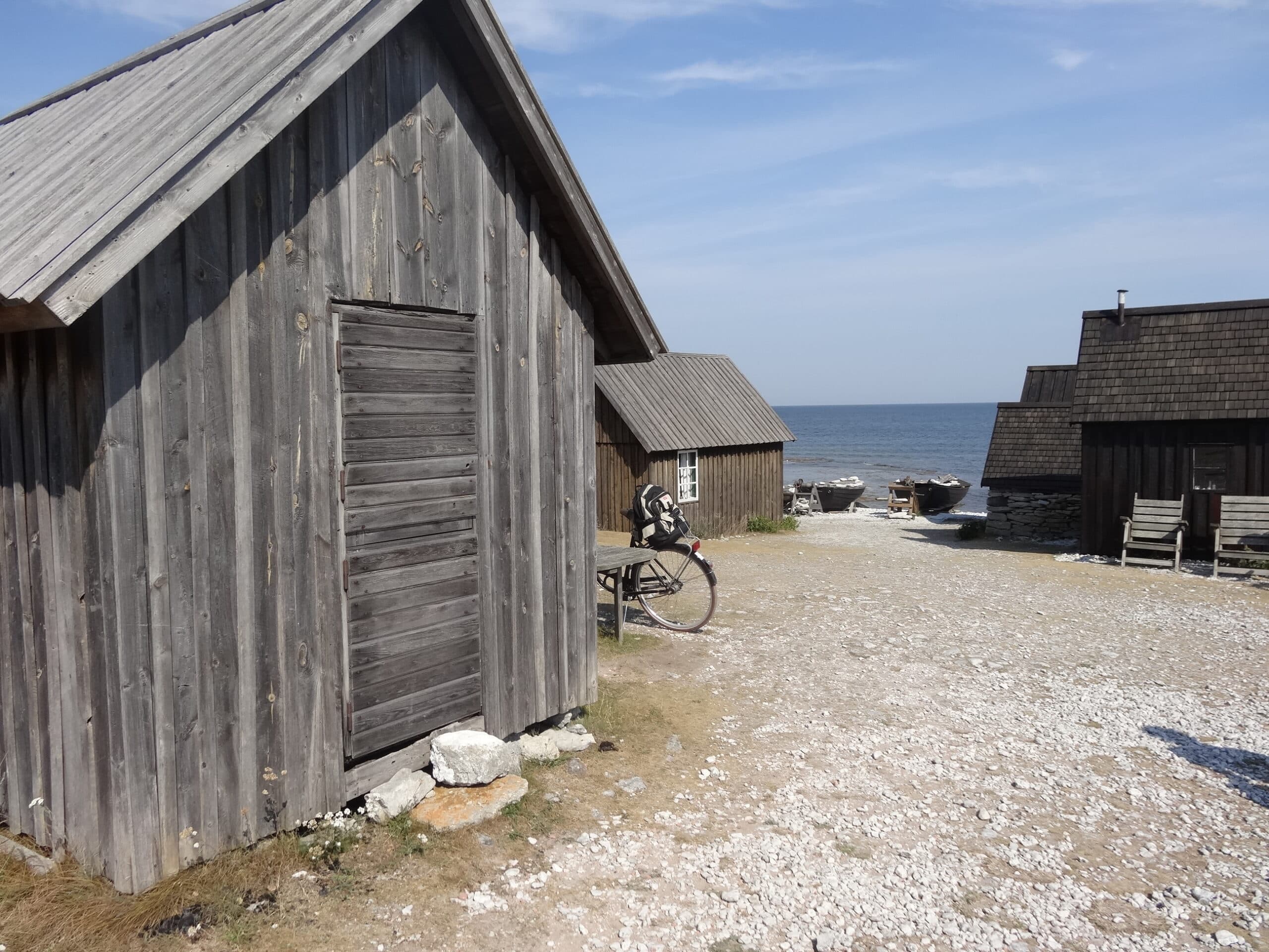 Hyr cykel vid färjeläget på Fårö