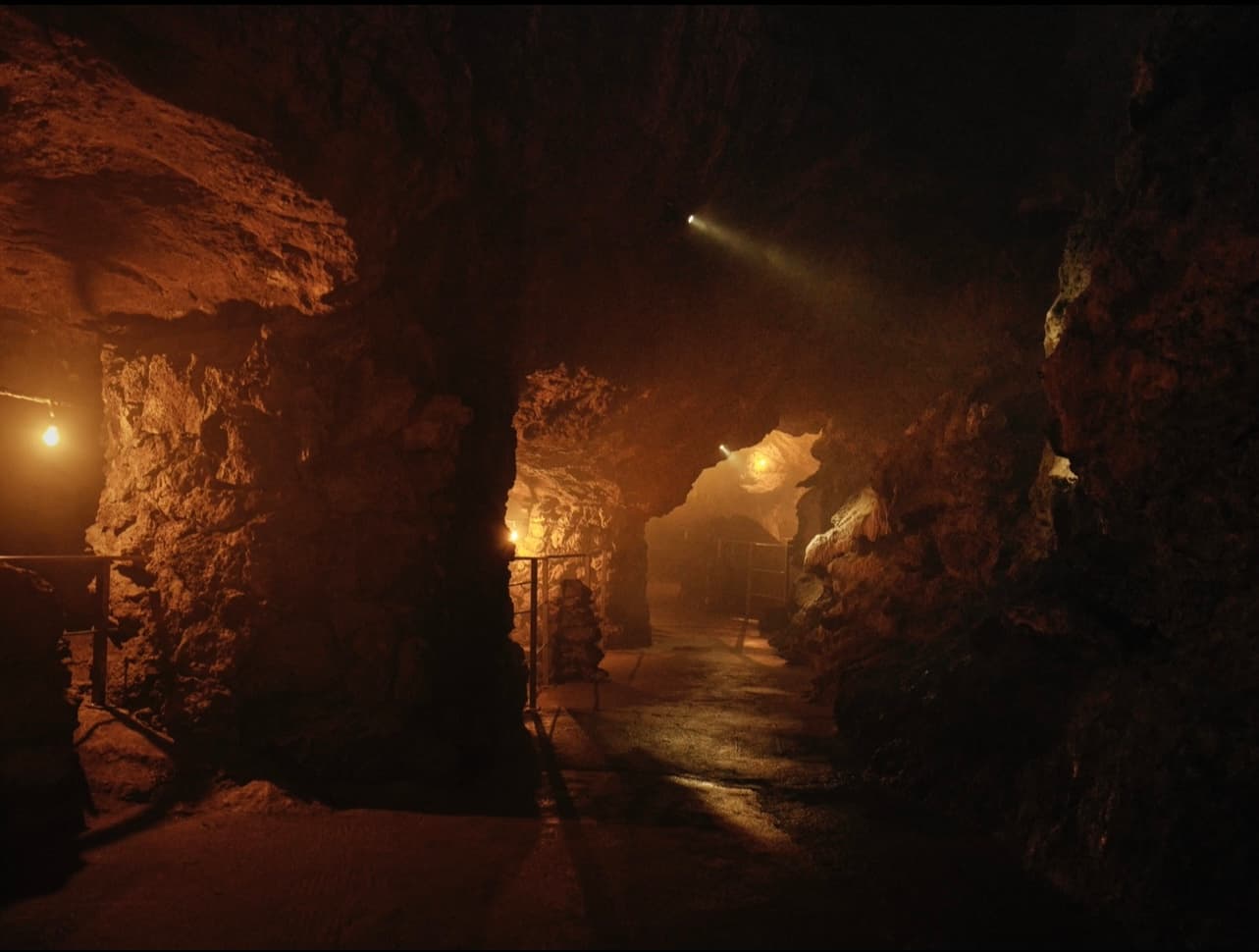 Visningsturen i Lummelundagrottan