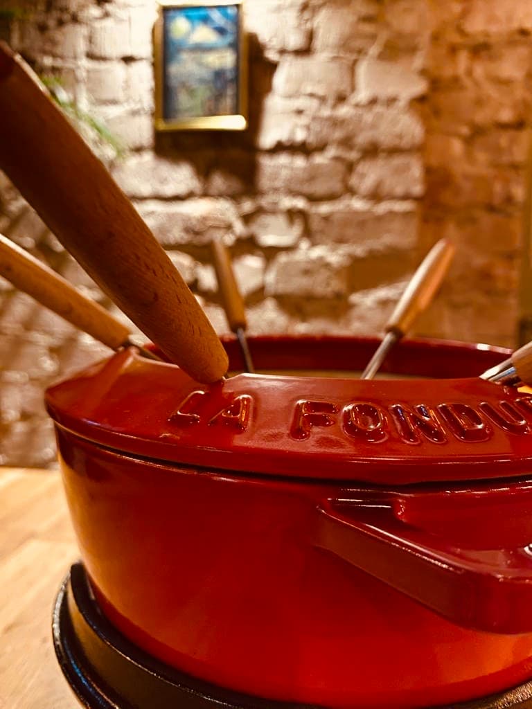 Stämningsful fonduemiddag hos Bryggeriet Mat & Malt